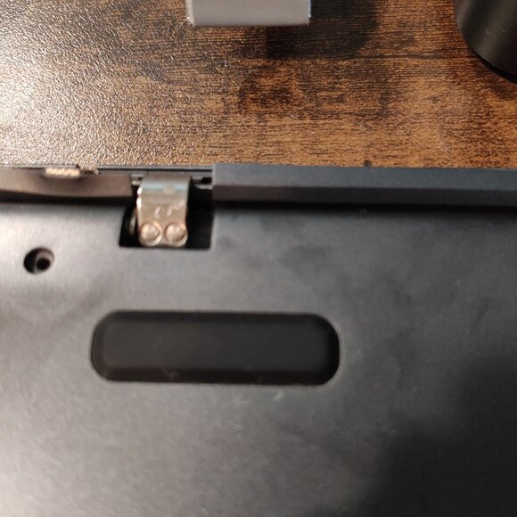 Gateway Laptop - Picture 5 of 10